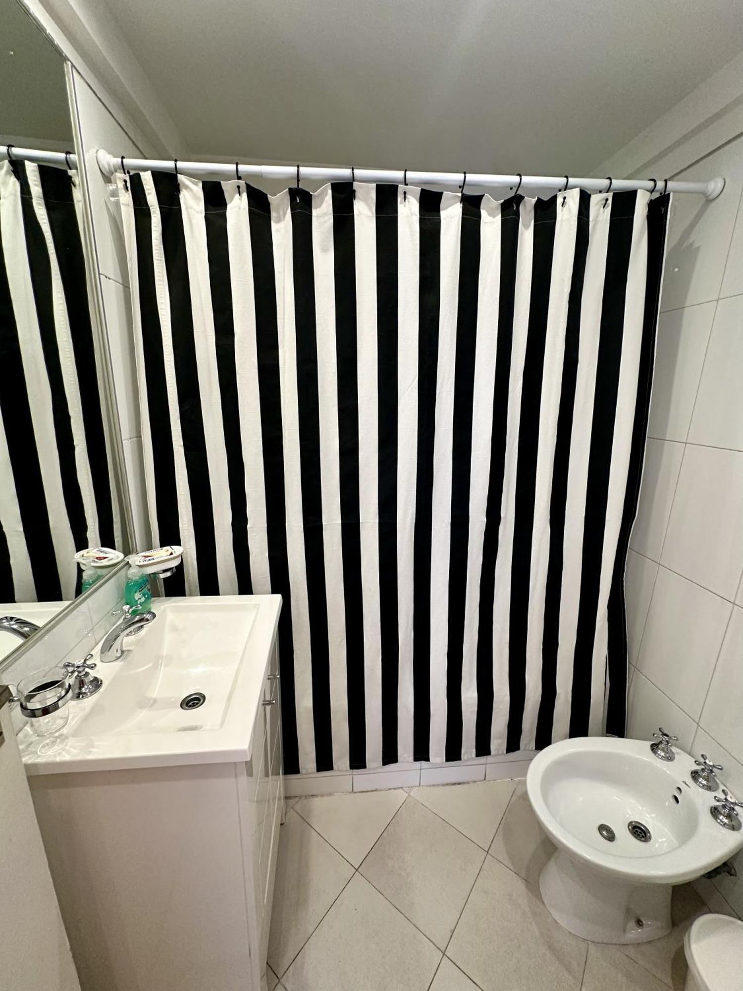 Apartamento Cozy In The Heart Of Recoleta Buenos Aires